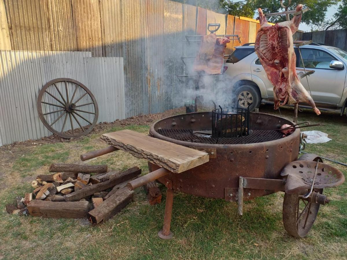 Casa De Campo, Con Pileta Y Asador Criollo!! - "La Ranchada" Villa Gualeguaychu Exterior photo