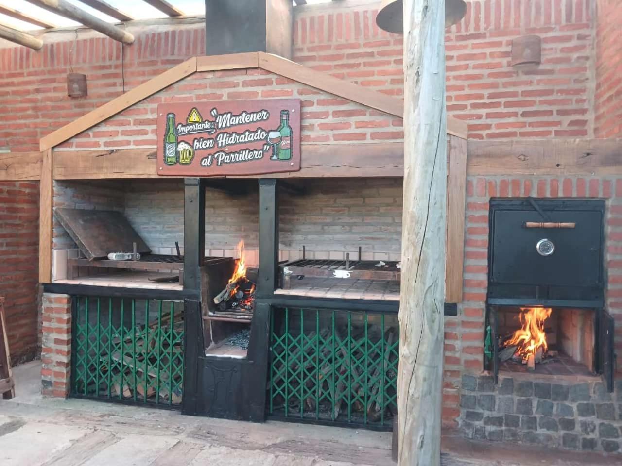 Casa De Campo, Con Pileta Y Asador Criollo!! - "La Ranchada" Villa Gualeguaychu Exterior photo